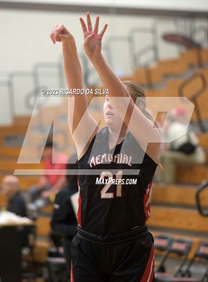 Thumbnail 1 in Memorial vs Lake Ridge (McDonald's Texas Invitational) photogallery.