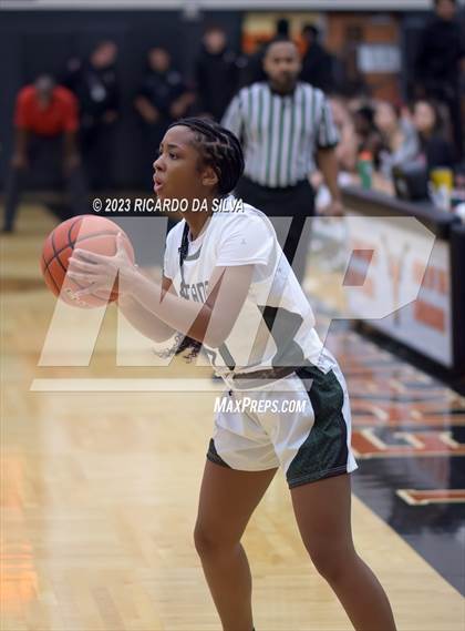 Thumbnail 1 in Memorial vs Lake Ridge (McDonald's Texas Invitational) photogallery.