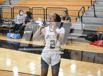 Thumbnail 3 in Memorial vs Lake Ridge (McDonald's Texas Invitational) photogallery.
