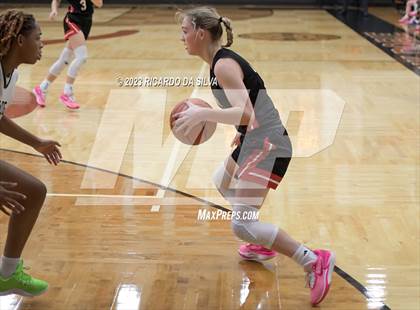 Thumbnail 1 in Memorial vs Lake Ridge (McDonald's Texas Invitational) photogallery.