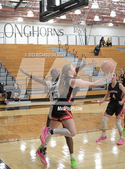 Thumbnail 2 in Memorial vs Lake Ridge (McDonald's Texas Invitational) photogallery.