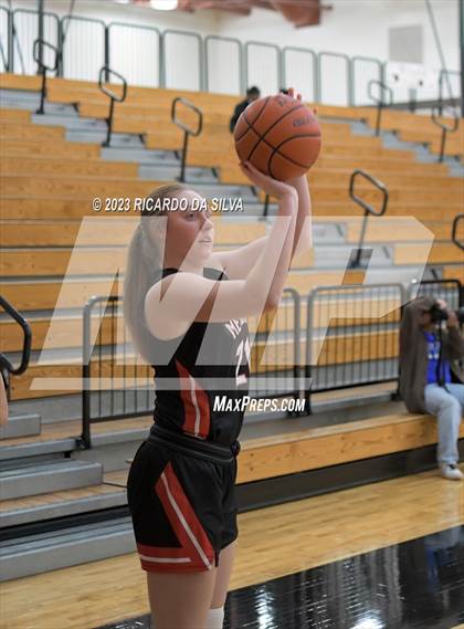 Thumbnail 1 in Memorial vs Lake Ridge (McDonald's Texas Invitational) photogallery.
