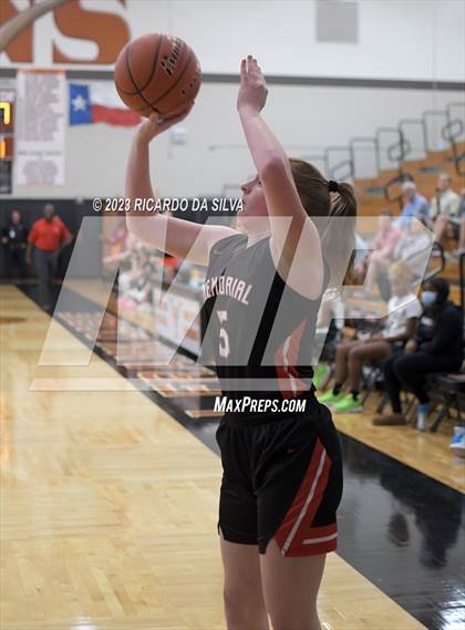 Thumbnail 1 in Memorial vs Lake Ridge (McDonald's Texas Invitational) photogallery.