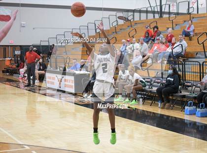 Thumbnail 2 in Memorial vs Lake Ridge (McDonald's Texas Invitational) photogallery.