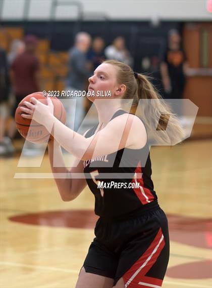 Thumbnail 1 in Memorial vs Lake Ridge (McDonald's Texas Invitational) photogallery.
