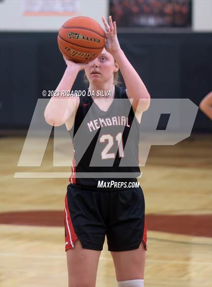 Thumbnail 1 in Memorial vs Lake Ridge (McDonald's Texas Invitational) photogallery.