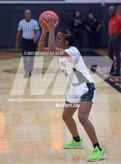 Thumbnail 3 in Memorial vs Lake Ridge (McDonald's Texas Invitational) photogallery.