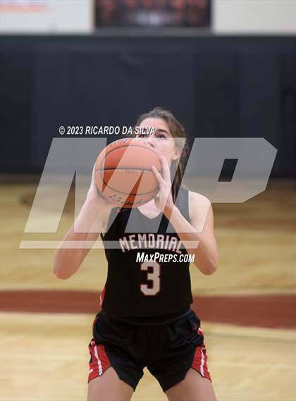 Thumbnail 2 in Memorial vs Lake Ridge (McDonald's Texas Invitational) photogallery.