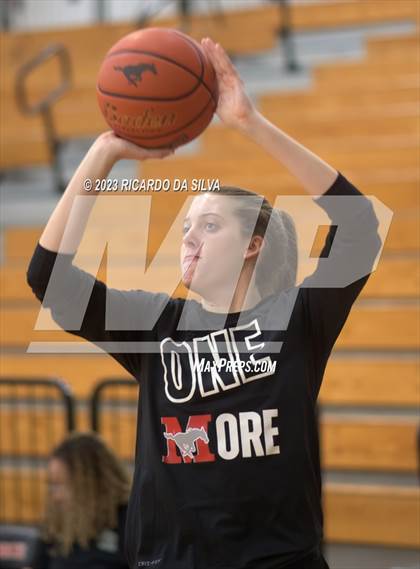 Thumbnail 1 in Memorial vs Lake Ridge (McDonald's Texas Invitational) photogallery.