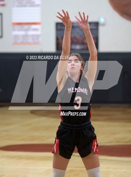 Thumbnail 1 in Memorial vs Lake Ridge (McDonald's Texas Invitational) photogallery.