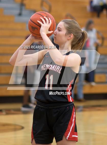 Thumbnail 1 in Memorial vs Lake Ridge (McDonald's Texas Invitational) photogallery.