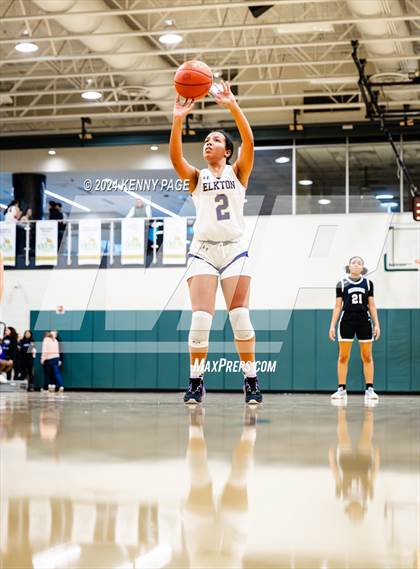 Thumbnail 2 in Greater Grace Christian Academy vs. Elkton photogallery.