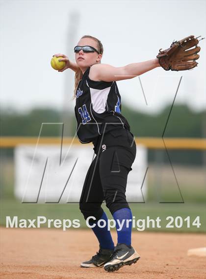 Thumbnail 2 in Springfield vs Shippensburg (PIAA AAA 1st Round) photogallery.