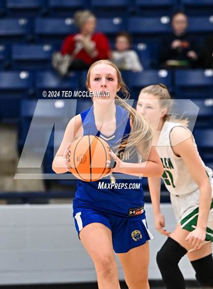 Thumbnail 2 in Van Buren vs Harrison photogallery.