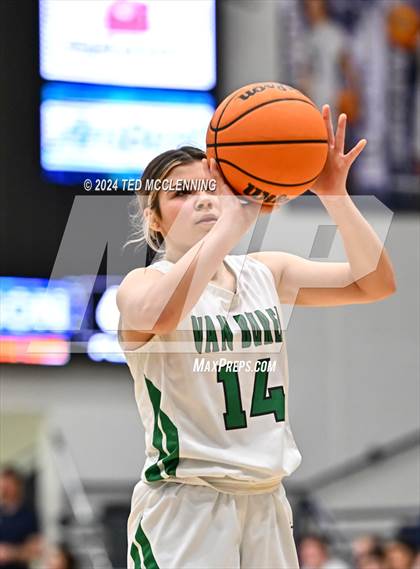 Thumbnail 1 in Van Buren vs Harrison photogallery.