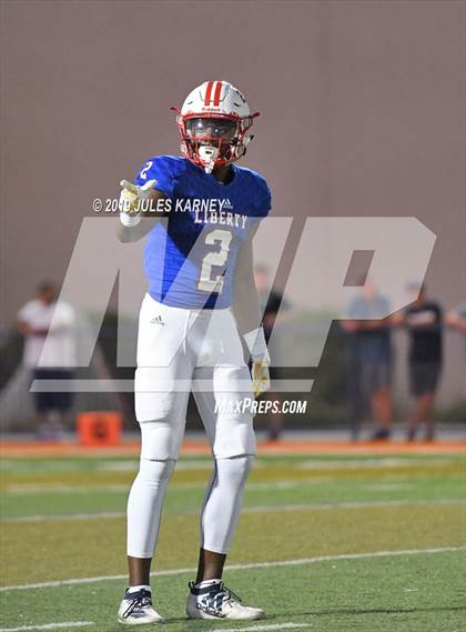 Thumbnail 3 in St. John Bosco vs. Liberty (Polynesian Classic) photogallery.