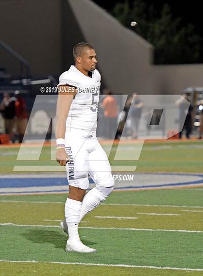 Thumbnail 3 in St. John Bosco vs. Liberty (Polynesian Classic) photogallery.