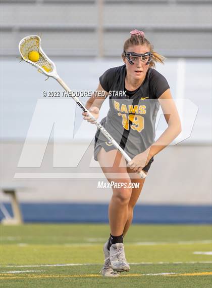 Thumbnail 2 in Green Mountain vs. Evergreen (CHSAA 4A Semifinal) photogallery.