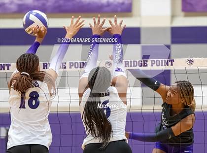 Thumbnail 3 in Fulshear @ Ridge Point photogallery.