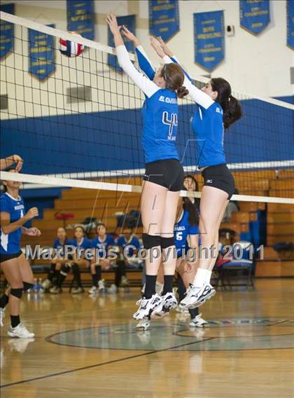 Thumbnail 1 in El Camino Real vs. Marshall photogallery.