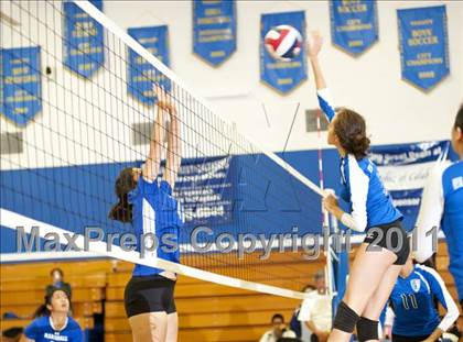 Thumbnail 1 in El Camino Real vs. Marshall photogallery.