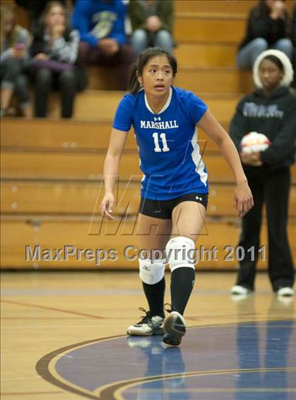 Thumbnail 3 in El Camino Real vs. Marshall photogallery.