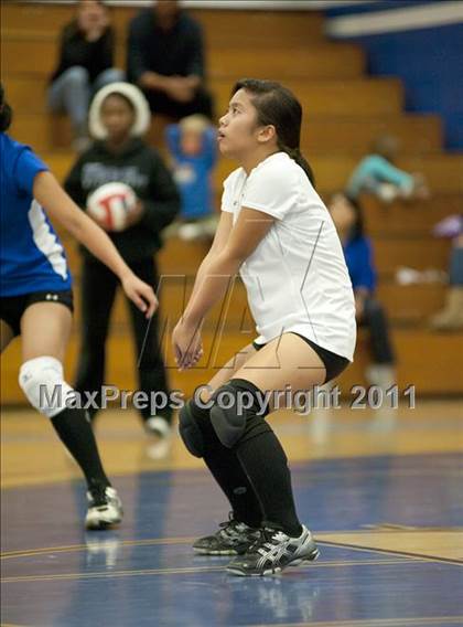 Thumbnail 1 in El Camino Real vs. Marshall photogallery.