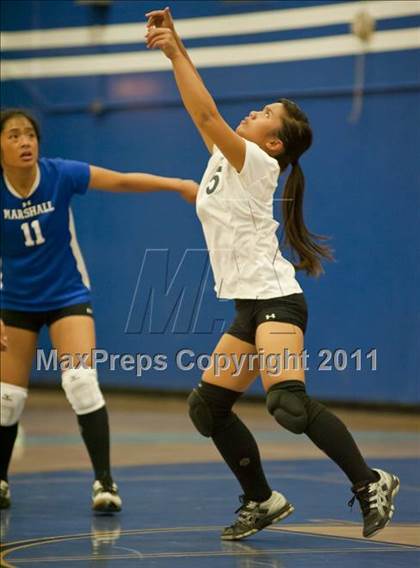 Thumbnail 2 in El Camino Real vs. Marshall photogallery.