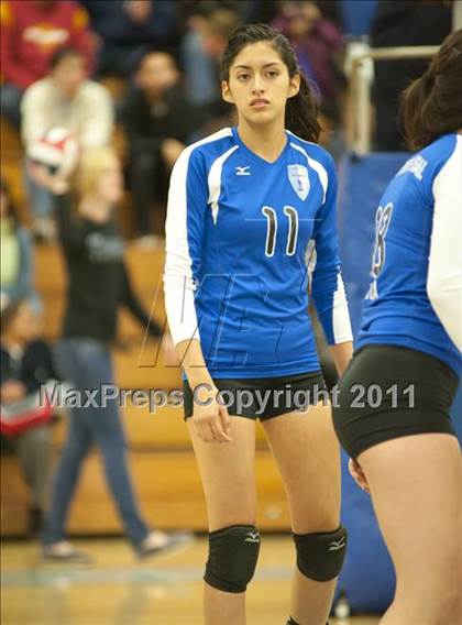 Thumbnail 2 in El Camino Real vs. Marshall photogallery.