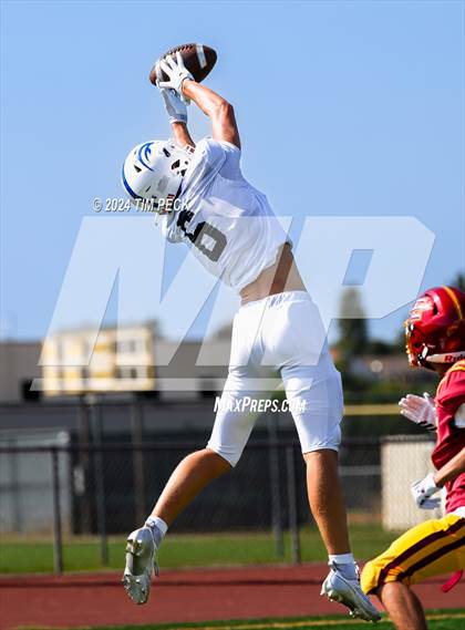 Thumbnail 1 in Dana Hills @ Esperanza photogallery.
