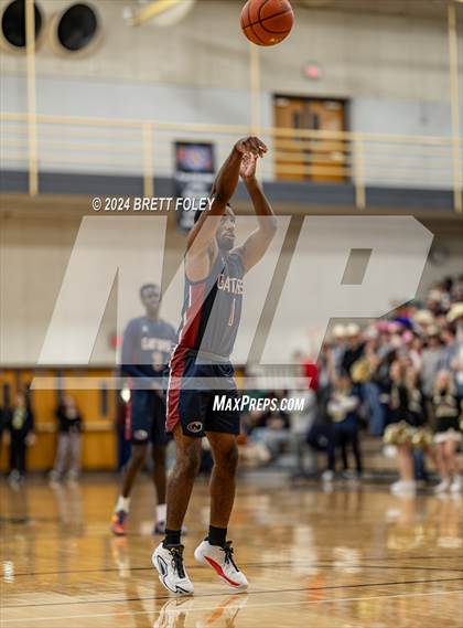 Thumbnail 1 in Lincoln North Star @ Lincoln Southeast photogallery.
