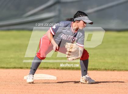 Thumbnail 2 in  Lee [Robert E.] vs East Central (NISD Softball Tournament) photogallery.