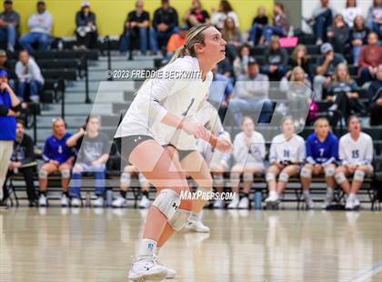 Thumbnail 2 in Lindsay vs. Wolfe City (UIL 2A Volleyball Area) photogallery.