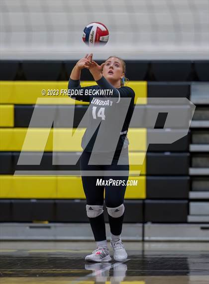 Thumbnail 2 in Lindsay vs. Wolfe City (UIL 2A Volleyball Area) photogallery.