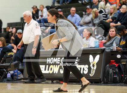 Thumbnail 2 in Lindsay vs. Wolfe City (UIL 2A Volleyball Area) photogallery.