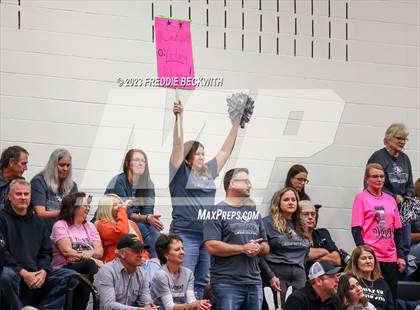 Thumbnail 3 in Lindsay vs. Wolfe City (UIL 2A Volleyball Area) photogallery.