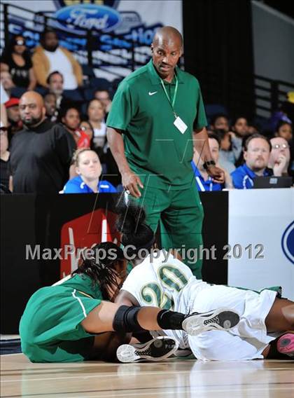 Thumbnail 1 in Long Beach Poly vs. Brea Olinda (CIF SS D1AA Semifinal) photogallery.