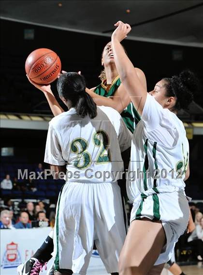 Thumbnail 3 in Long Beach Poly vs. Brea Olinda (CIF SS D1AA Semifinal) photogallery.