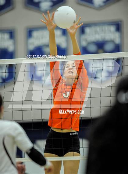 Thumbnail 2 in Corona del Sol vs. Mountain Pointe (AIA 6A Semifinal) photogallery.