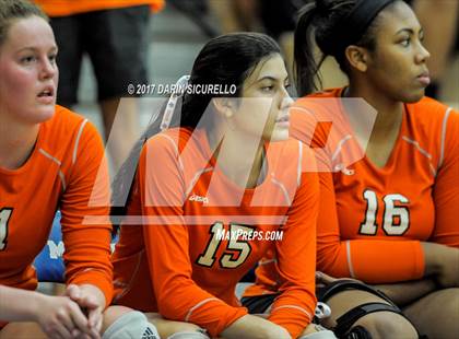 Thumbnail 2 in Corona del Sol vs. Mountain Pointe (AIA 6A Semifinal) photogallery.