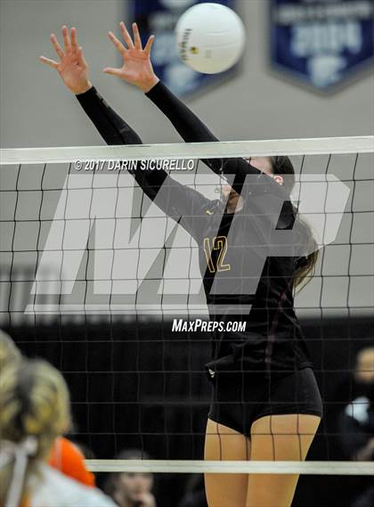 Thumbnail 1 in Corona del Sol vs. Mountain Pointe (AIA 6A Semifinal) photogallery.