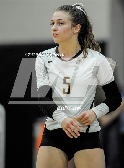 Thumbnail 2 in Corona del Sol vs. Mountain Pointe (AIA 6A Semifinal) photogallery.