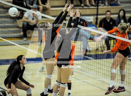 Thumbnail 2 in Corona del Sol vs. Mountain Pointe (AIA 6A Semifinal) photogallery.