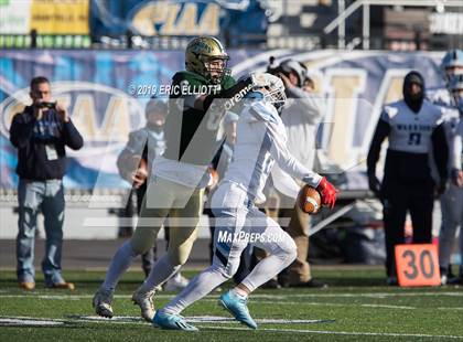 Thumbnail 3 in Central Valley vs. Wyoming Area (PIAA 3A Championship) photogallery.