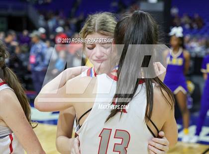 Thumbnail 3 in Glen Rose vs. La Vega (UIL 4A Basketball State Semifinal Medal Ceremony) photogallery.