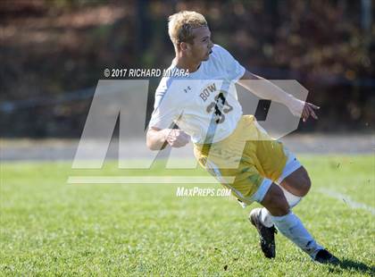 Thumbnail 3 in Stark vs. Bow photogallery.