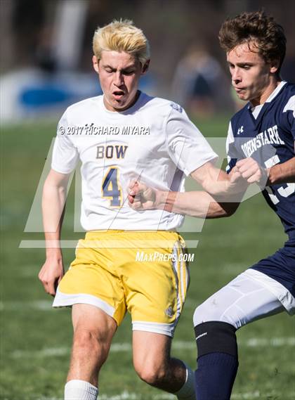 Thumbnail 2 in Stark vs. Bow photogallery.