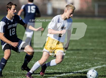 Thumbnail 3 in Stark vs. Bow photogallery.