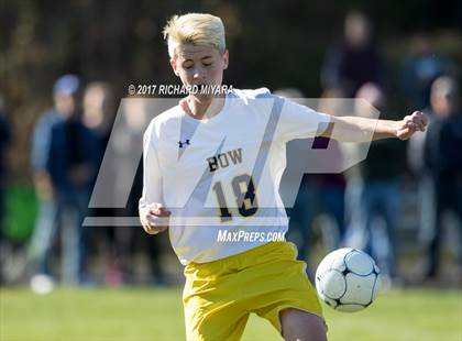Thumbnail 2 in Stark vs. Bow photogallery.