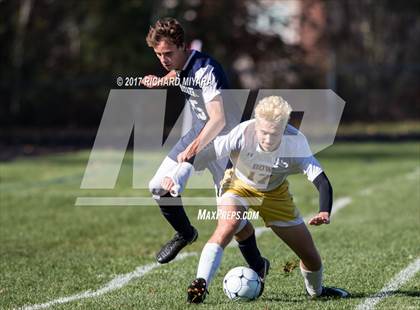 Thumbnail 1 in Stark vs. Bow photogallery.